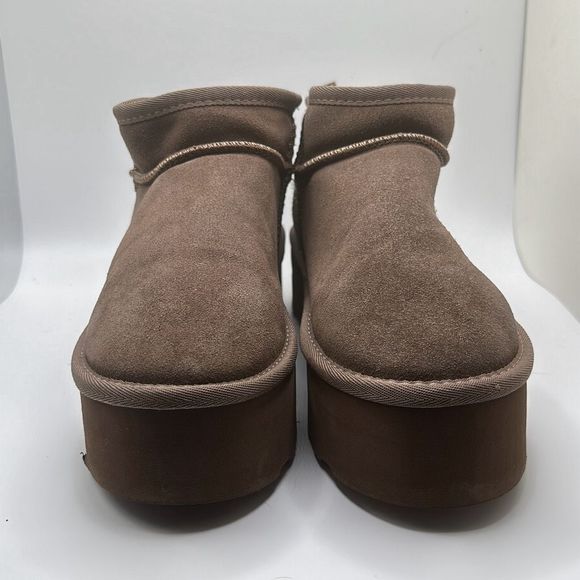 CUSHIONAIRE Women's Genuine Suede pull on platform boot +Memory Foam 7.5 TAUPE - Picture 2 of 7
